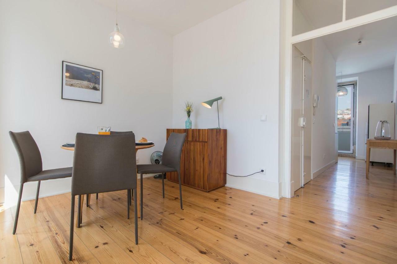 Lovelystay - Sunny Santa Catarina II Lisbon Luaran gambar