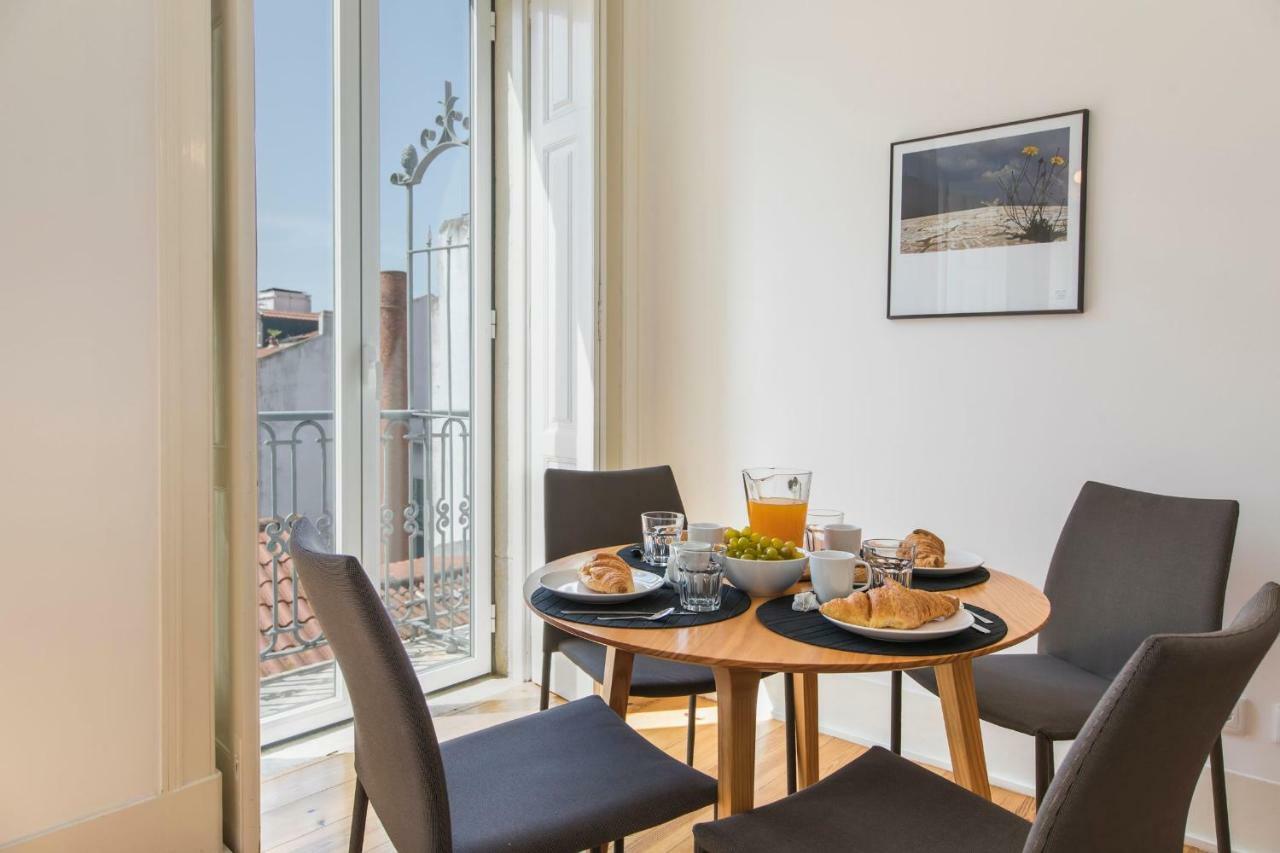 Lovelystay - Sunny Santa Catarina II Lisbon Luaran gambar